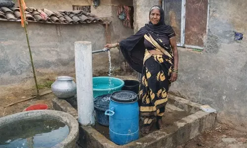 वाड्रफनगर ब्लॉक में हर घर नल से जल, वीरेंद्र नगर बना जल जीवन मिशन की मिसाल वाड्रफनगर ब्लॉक में हर घर नल से जल, वीरेंद्र नगर बना जल जीवन मिशन की मिसाल