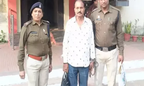 दुर्ग गैंगरेप केस, 6 आरोपियों में से तीसरा गिरफ्तार दुर्ग गैंगरेप केस, 6 आरोपियों में से तीसरा गिरफ्तार
