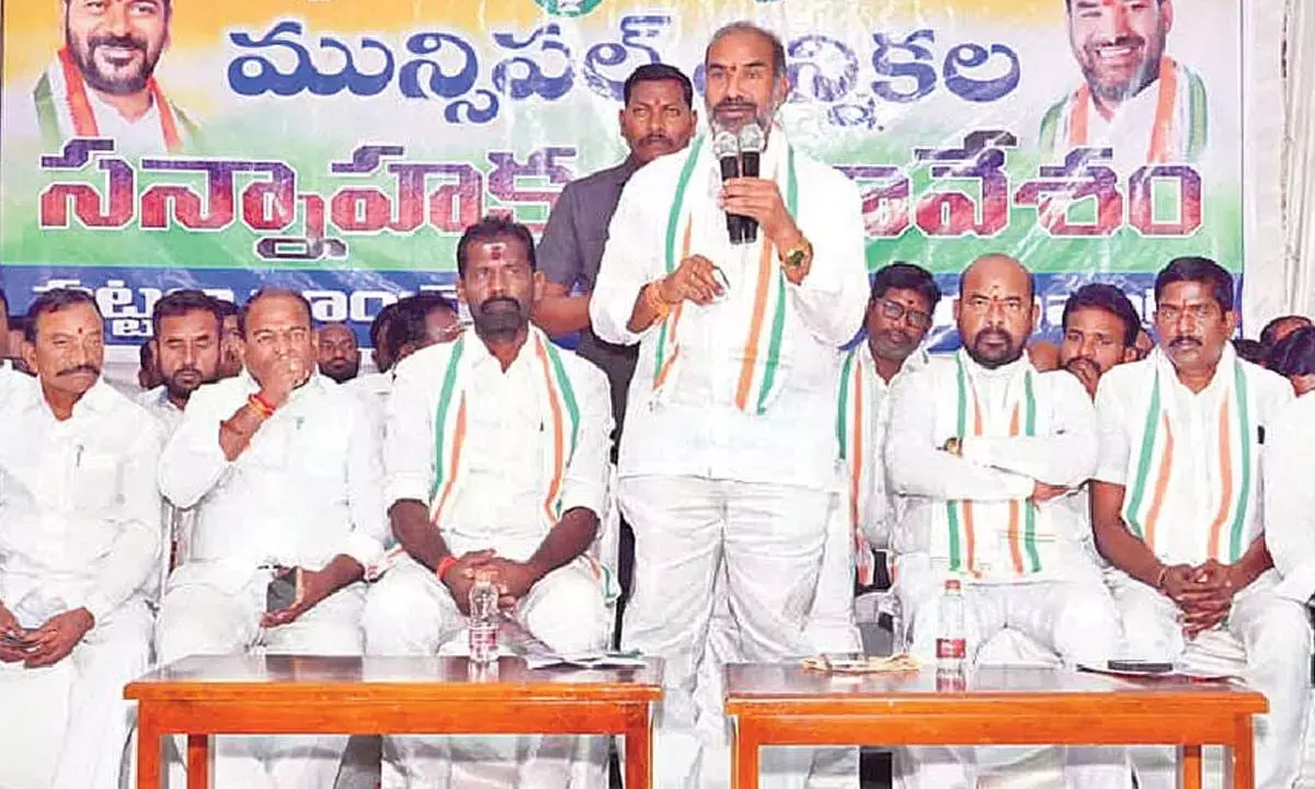 Telangana: कांग्रेस ने विकास के वादे के साथ वेमुलावाड़ा चुनाव अभियान शुरू किया