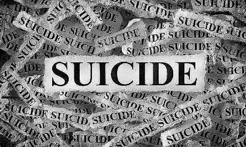 Badami में महिला ने तीन बच्चों की हत्या की, खुदकुशी की कोशिश में बच गई Badami में महिला ने तीन बच्चों की हत्या की, खुदकुशी की कोशिश में बच गई