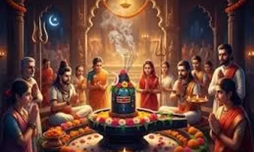 Mahashivratri 2026: वर्षों बाद महाशिवरात्रि पर ये खास संयोग, इन चीजों को चढ़ाने से शीघ्र प्रसन्न होंगे महादेव Mahashivratri 2026: वर्षों बाद महाशिवरात्रि पर ये खास संयोग, इन चीजों को चढ़ाने से शीघ्र प्रसन्न होंगे महादेव