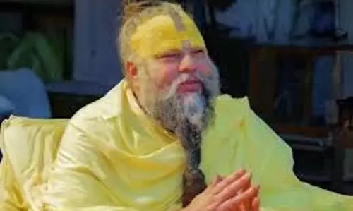 Premanand Ji Maharaj: क्या पिता के पापों का दंड बच्चों को भुगतना पड़ता है, जानिए क्या कहते हैं प्रेमानंद जी महाराज