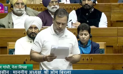 राहुल गांधी के ऐसा कहते ही हुआ जोरदार हंगामा...VIDEO राहुल गांधी के ऐसा कहते ही हुआ जोरदार हंगामा...VIDEO