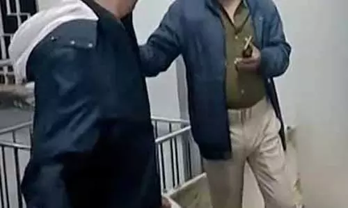 Pipili के पास ट्रांसजेंडर की चाकू मारकर हत्या, बदमाशों का पता लगाने के लिए जांच जारी Pipili के पास ट्रांसजेंडर की चाकू मारकर हत्या, बदमाशों का पता लगाने के लिए जांच जारी