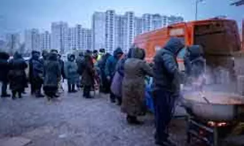 सर्दियों की ठंड में यूक्रेन में बिजली कटौती