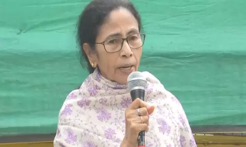 पश्चिम बंगाल में एसआईआर मुद्दे पर CM ममता बनर्जी मुख्य चुनाव आयुक्त ज्ञानेश कुमार से मुलाकात करेंगी