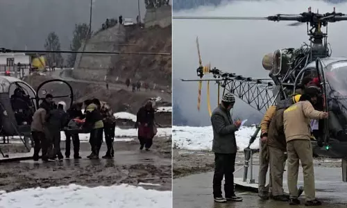 IAF के हेलीकॉप्टर ने बर्फबारी के बीच हिमाचल के ढांडेरवारी से लकवाग्रस्त महिला को एयरलिफ्ट किया IAF के हेलीकॉप्टर ने बर्फबारी के बीच हिमाचल के ढांडेरवारी से लकवाग्रस्त महिला को एयरलिफ्ट किया