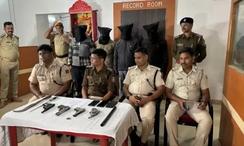Rourkela पुलिस ने अवैध हथियार रैकेट का पर्दाफाश किया Rourkela पुलिस ने अवैध हथियार रैकेट का पर्दाफाश किया