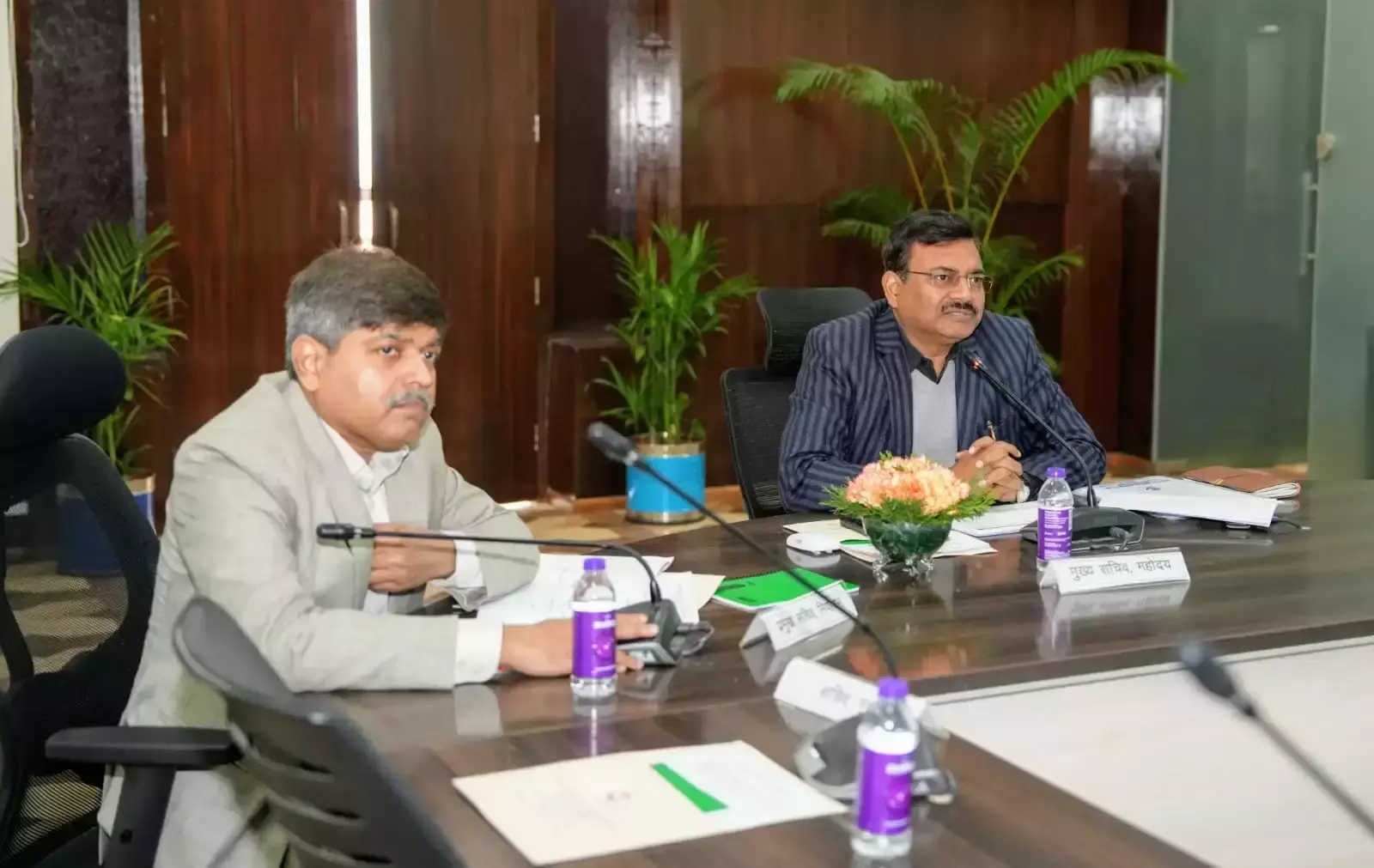 Dehradun: जिलावार योजनाओं पर हुई उच्चस्तरीय समीक्षा Dehradun: जिलावार योजनाओं पर हुई उच्चस्तरीय समीक्षा