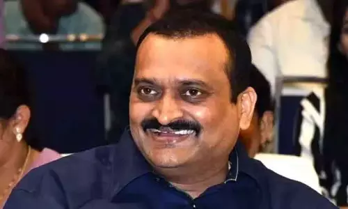 Bandla Ganesh ने OTT फिल्म में पवन कल्याण का डायलॉग रीक्रिएट किया Bandla Ganesh ने OTT फिल्म में पवन कल्याण का डायलॉग रीक्रिएट किया