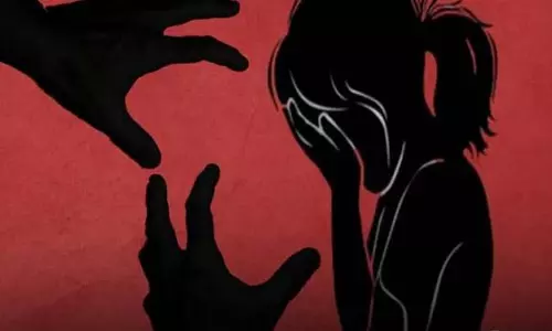 नागपुर में 14 साल की लड़की का तीन नाबालिगों ने gang-raped किया नागपुर में 14 साल की लड़की का तीन नाबालिगों ने gang-raped किया
