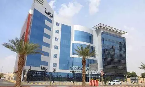 Saudi Arabia  में 10 मिलियन SR से अधिक धोखाधड़ी के आरोप में कर्मचारियों गिरफ्तार