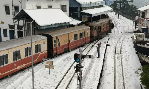 हिमाचल में बारिश-बर्फबारी जारी, IMD ने और खराब मौसम का अनुमान जताया