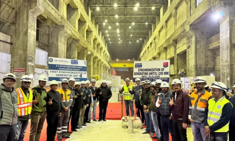 एनएचपीसी ने नेशनल ग्रिड में 500 मेगावाट जोड़ा, सुबनसिरी लोअर प्रोजेक्ट मील का पत्थर साबित हुआ एनएचपीसी ने नेशनल ग्रिड में 500 मेगावाट जोड़ा, सुबनसिरी लोअर प्रोजेक्ट मील का पत्थर साबित हुआ