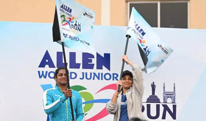 एलन वर्ल्ड जूनियर 10K रन गाचीबोवली स्टेडियम में हुआ एलन वर्ल्ड जूनियर 10K रन गाचीबोवली स्टेडियम में हुआ