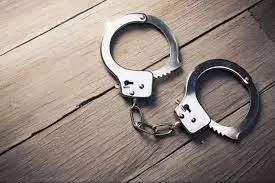 Bihar:बापूधाम स्टेशन से 4 किलो अफीम के साथ तीन तस्कर गिरफ्तार Bihar:बापूधाम स्टेशन से 4 किलो अफीम के साथ तीन तस्कर गिरफ्तार