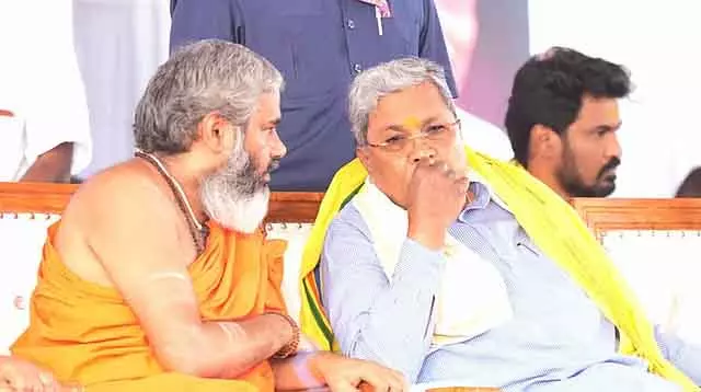 राज्य सरकार ने कुरुबा समुदाय को ST सूची में शामिल करने के लिए केंद्र सरकार से सिफारिश की राज्य सरकार ने कुरुबा समुदाय को ST सूची में शामिल करने के लिए केंद्र सरकार से सिफारिश की