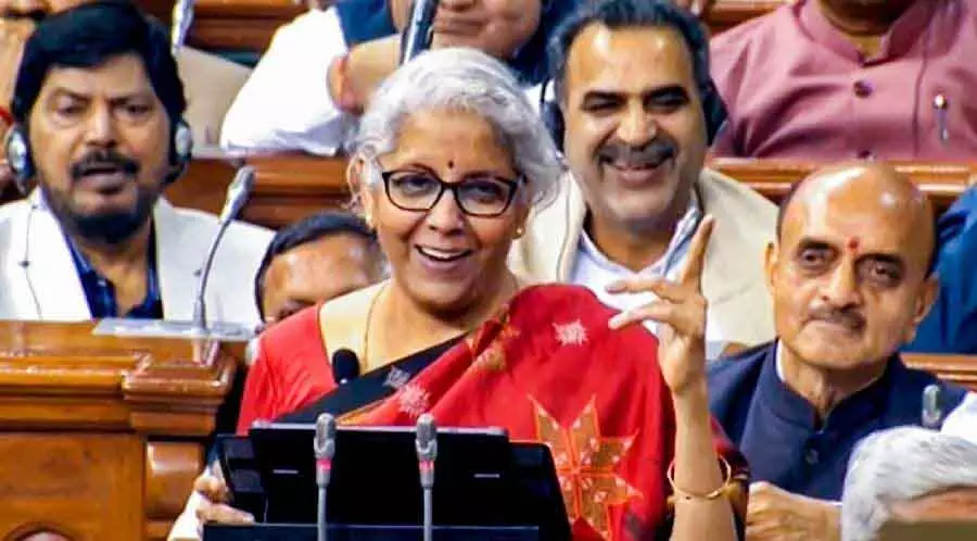 केंद्रीय वित्त मंत्री ने FY27 का 53.47 लाख करोड़ रुपये का बजट पेश किया केंद्रीय वित्त मंत्री ने FY27 का 53.47 लाख करोड़ रुपये का बजट पेश किया