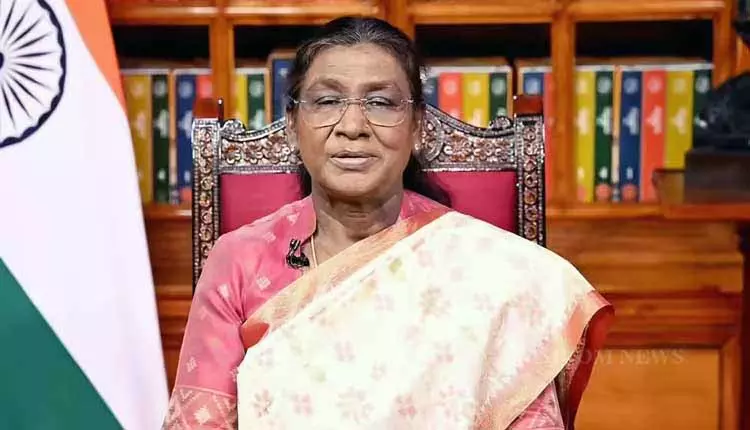 राष्ट्रपति द्रौपदी मुर्मू आज से 6 दिवसीय Odisha दौरे पर जाएंगी, सुरक्षा कड़ी की गई राष्ट्रपति द्रौपदी मुर्मू आज से 6 दिवसीय Odisha दौरे पर जाएंगी, सुरक्षा कड़ी की गई