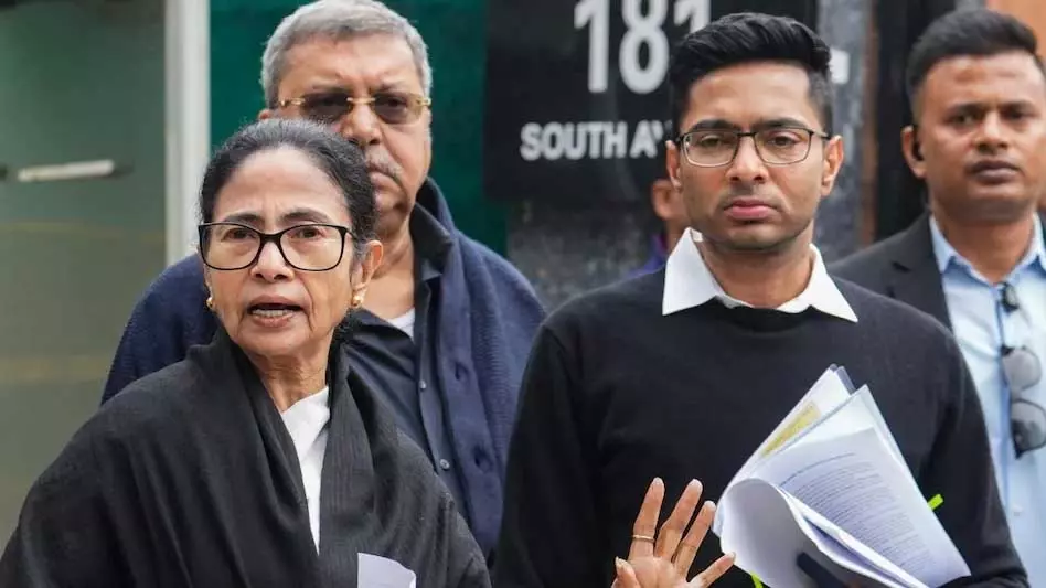 BIG BREAKING: चुनाव आयोग पर भड़कीं मुख्यमंत्री ममता बनर्जी, VIDEO BIG BREAKING: चुनाव आयोग पर भड़कीं मुख्यमंत्री ममता बनर्जी, VIDEO