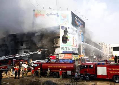 फायर सेफ्टी नियमों की अनदेखी, Islamabad की कई इमारतें अनसर्टिफाइड फायर सेफ्टी नियमों की अनदेखी, Islamabad की कई इमारतें अनसर्टिफाइड