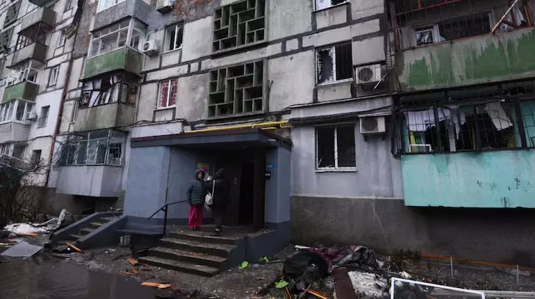 रूस-यूक्रेन शांति वार्ता में Donetsk इतना अहम मुद्दा क्यों बन गया है? रूस-यूक्रेन शांति वार्ता में Donetsk इतना अहम मुद्दा क्यों बन गया है?