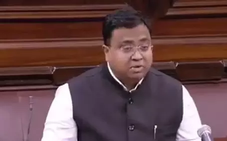 BJD सांसद सस्मित पात्रा ने राज्यसभा में ओडिशा के किसानों का संकट उठाया BJD सांसद सस्मित पात्रा ने राज्यसभा में ओडिशा के किसानों का संकट उठाया