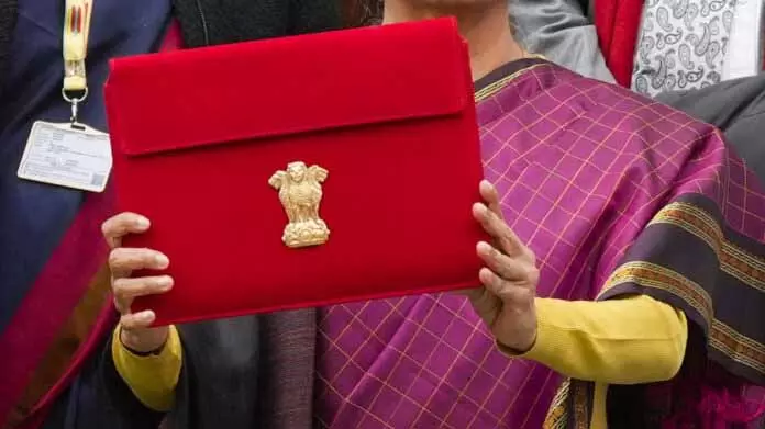 बजट FY27 मैक्रो स्थिरता के प्रति प्रतिबद्धता दिखाता है: फिच बजट FY27 मैक्रो स्थिरता के प्रति प्रतिबद्धता दिखाता है: फिच