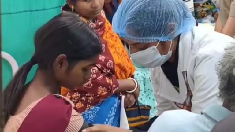 Exams से पहले सांप ने काटा, छात्र ने अस्पताल से माध्यमिक परीक्षा पास की Exams से पहले सांप ने काटा, छात्र ने अस्पताल से माध्यमिक परीक्षा पास की