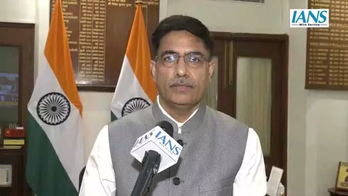 रेल बजट 2026: महाराष्ट्र को ₹23,926 करोड़, 132 स्टेशन रीडेवलपमेंट और नई डेडिकेटेड फ्रेट कॉरिडोर मिली मंजूरी रेल बजट 2026: महाराष्ट्र को ₹23,926 करोड़, 132 स्टेशन रीडेवलपमेंट और नई डेडिकेटेड फ्रेट कॉरिडोर मिली मंजूरी