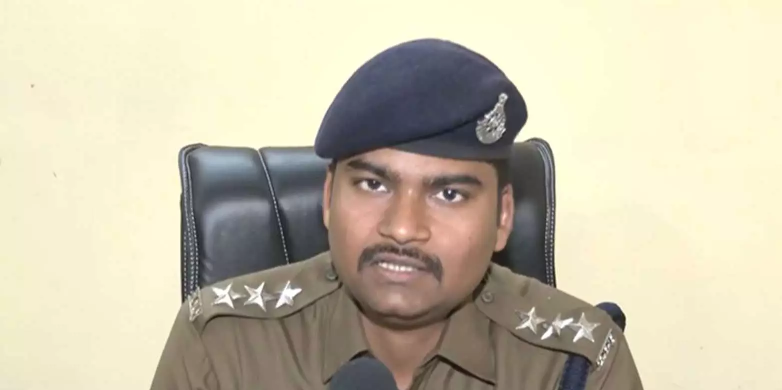 Gwalior में 10 वर्षीय लड़का फांसी पर लटका मिला, पुलिस ने जांच शुरू की Gwalior में 10 वर्षीय लड़का फांसी पर लटका मिला, पुलिस ने जांच शुरू की