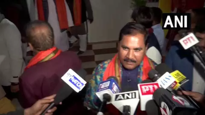 BJP विधानमंडल दल की बैठक में रणनीति तय, सदन में जनता की आवाज मजबूती से उठाने का संकल्प BJP विधानमंडल दल की बैठक में रणनीति तय, सदन में जनता की आवाज मजबूती से उठाने का संकल्प