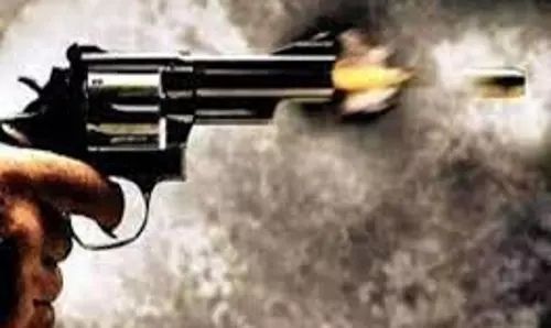 Bihar Crime : 22 वर्षीय युवक की गोली मारकर हत्या ,इलाके में सनसनी Bihar Crime : 22 वर्षीय युवक की गोली मारकर हत्या ,इलाके में सनसनी