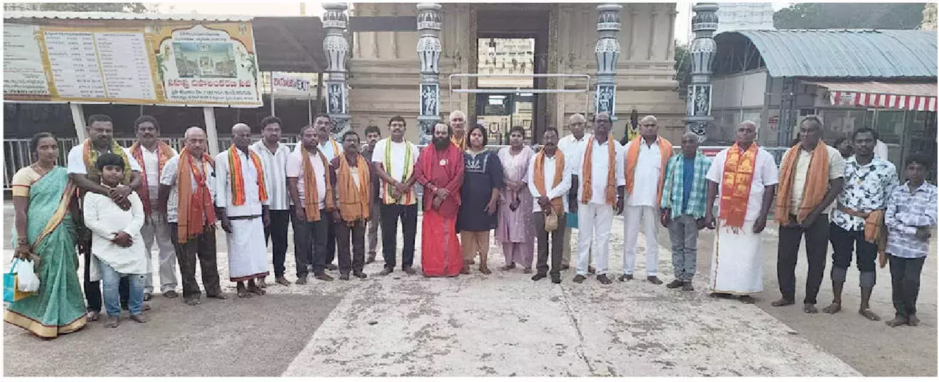Andhra: द्रष्टा ने अलीपीरी 180tz – तिरुमाला पदयात्रा पूरी की Andhra: द्रष्टा ने अलीपीरी 180tz – तिरुमाला पदयात्रा पूरी की