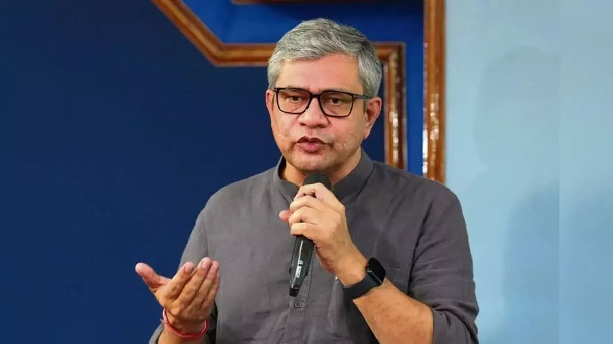 तेलंगाना रेलवे के लिए 5,454 करोड़ रुपये, हैदराबाद बुलेट ट्रेन हब बनेगा: वैष्णव तेलंगाना रेलवे के लिए 5,454 करोड़ रुपये, हैदराबाद बुलेट ट्रेन हब बनेगा: वैष्णव
