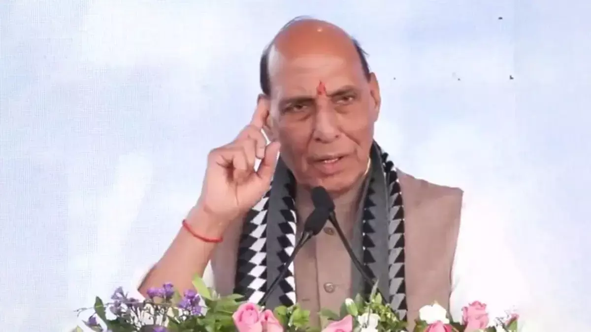भारत-US व्यापार समझौते पर राजनाथ सिंह की तारीफ, आर्थिक रिश्तों को नई ऊंचाई मिलने का दावा
