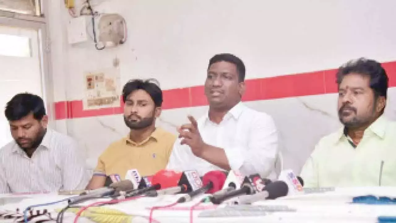 Telangana: टिकट बंटवारे विवाद को लेकर यूथ कांग्रेस नेता ने इस्तीफा दिया
