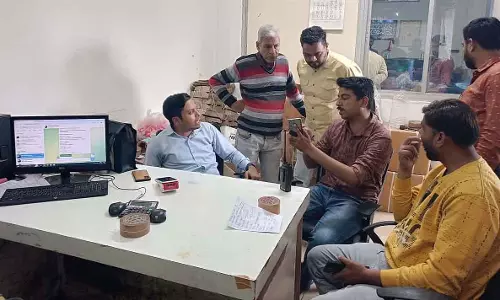 Indore नगर निगम ने प्रदूषण फैलाने पर दो इंडस्ट्रियल यूनिट्स पर जुर्माना लगाया Indore नगर निगम ने प्रदूषण फैलाने पर दो इंडस्ट्रियल यूनिट्स पर जुर्माना लगाया