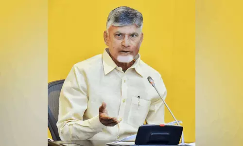Chandrababu Naidu ने भारत-अमेरिका व्यापार समझौते को ‘ऐतिहासिक मील का पत्थर’ बताया Chandrababu Naidu ने भारत-अमेरिका व्यापार समझौते को ‘ऐतिहासिक मील का पत्थर’ बताया