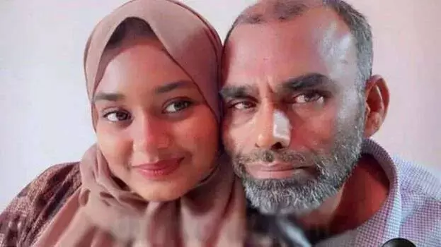 Kerala: मंजेश्वरम में पिता ने बेटी की हत्या की; इलाज के दौरान रिश्तेदार की मौत Kerala: मंजेश्वरम में पिता ने बेटी की हत्या की; इलाज के दौरान रिश्तेदार की मौत
