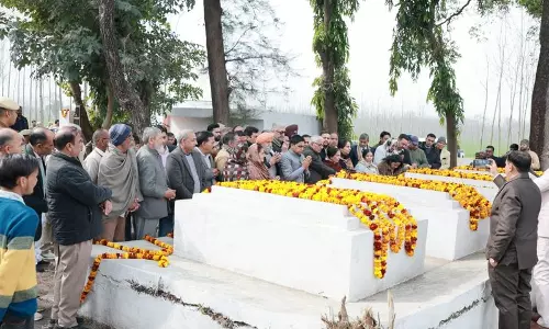 एमएल Verma को 34वीं पुण्यतिथि पर सम्मानित किया गया एमएल Verma को 34वीं पुण्यतिथि पर सम्मानित किया गया