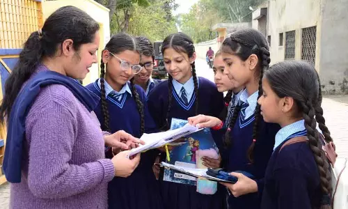 Jalandhar: बोर्ड परीक्षाओं से पहले स्कूलों में गहन रिवीजन चल रहा