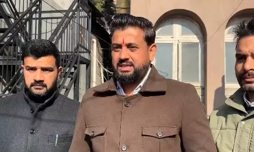 Mandi: अजय ठाकुर ने बजट को हिमाचल विकास के लिए लाभकारी बताया
