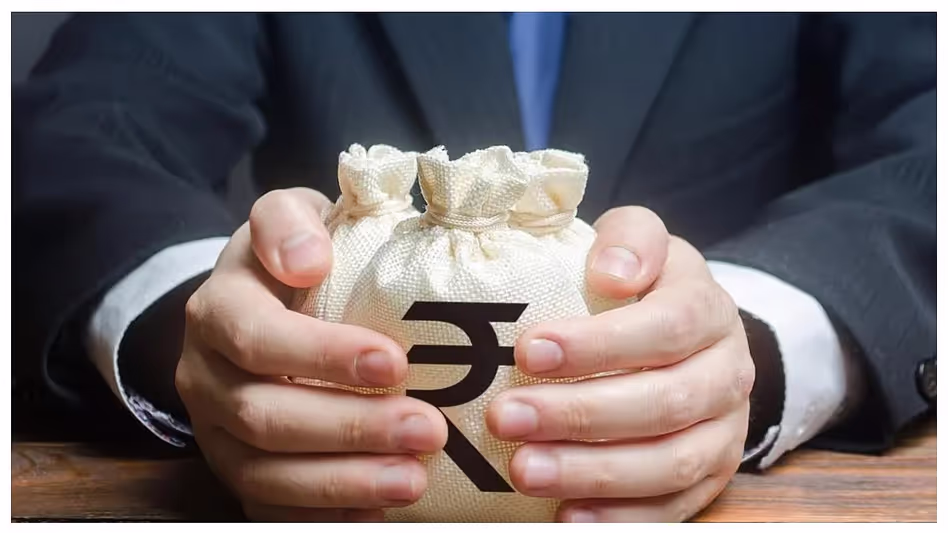 असम को FY 2026-27 में टैक्स डिवॉल्यूशन में करीब 50,000 करोड़ रुपये मिलेंगे असम को FY 2026-27 में टैक्स डिवॉल्यूशन में करीब 50,000 करोड़ रुपये मिलेंगे