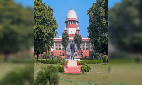 सुप्रीम कोर्ट ने WhatsApp और मेटा को लगाई फटकार, कह दी बड़ी बात सुप्रीम कोर्ट ने WhatsApp और मेटा को लगाई फटकार, कह दी बड़ी बात