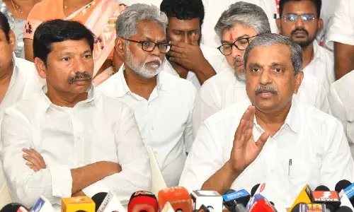 YSRCP नेता जोगी रमेश ने लोकेश से जान का खतरा होने का दावा किया