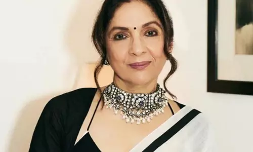 Neena Gupta ने उन रोल्स के बारे में बात की जो कभी शबाना आज़मी और डिंपल कपाड़िया को मिलते थे Neena Gupta ने उन रोल्स के बारे में बात की जो कभी शबाना आज़मी और डिंपल कपाड़िया को मिलते थे