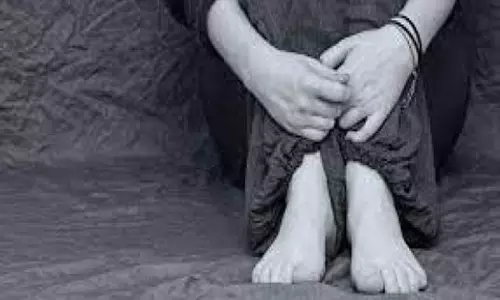 Indore: महिला से दुष्कर्म का मामला, रैपिडो चालक कटघरे में Indore: महिला से दुष्कर्म का मामला, रैपिडो चालक कटघरे में