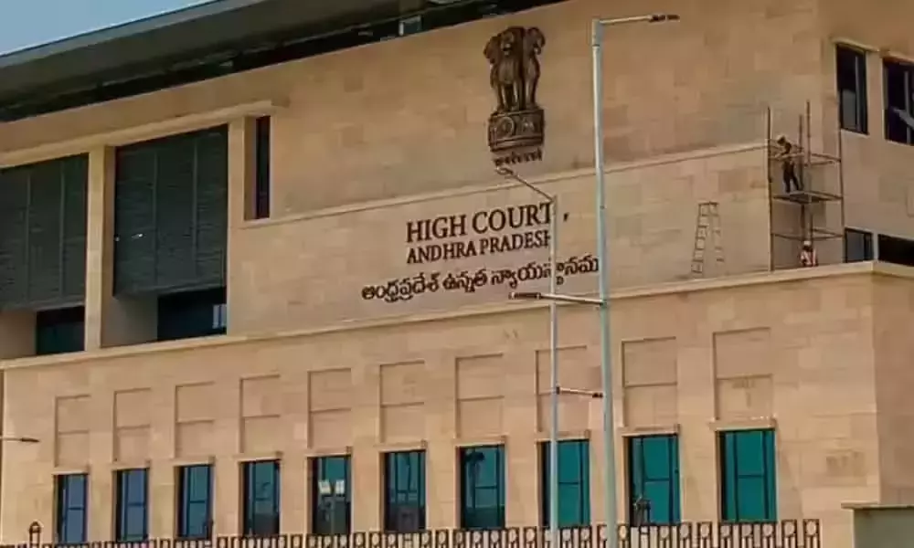 High Court ने पुलिस को जोगी रमेश के घर पर सुरक्षा देने का निर्देश दिया High Court ने पुलिस को जोगी रमेश के घर पर सुरक्षा देने का निर्देश दिया