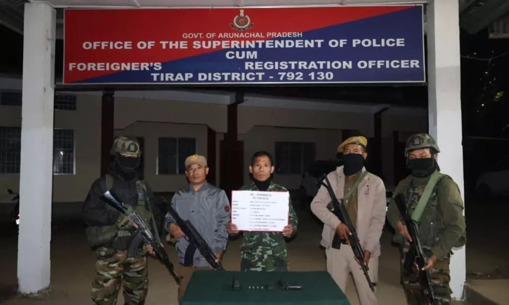 Arunachal में NSCN निकी सुमी कैडर ने सुरक्षा बलों के सामने सरेंडर किया